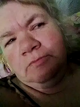 LusiyaGold5 online show from 10-19-25, 01:06