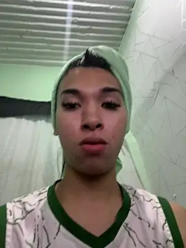 Yourdreamgoddess online show from 07-30-26, 09:47