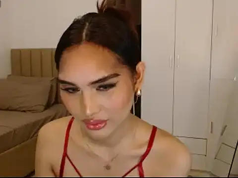 Snapshot of MonstrousDarcy chatting on 11-05-25, 08:53 MonstrousDarcy online show from 11-05-25, 08:53