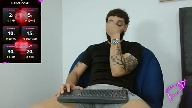 Snapshot of angel_kyrozz chatting on 11-20-25, 07:13 angel kyrozz online show from 11-20-25, 07:13