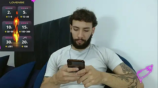 Snapshot of angel_kyrozz chatting on 12-17-25, 07:20 angel kyrozz online show from 12-17-25, 07:20