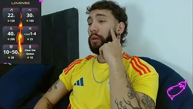 angel kyrozz online show from 12-23-25, 02:09