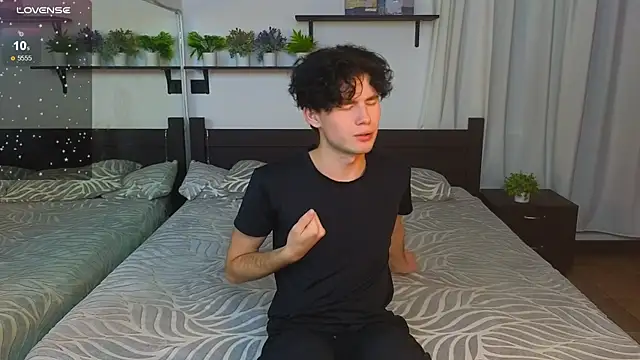 Cute Mike online show from 11-18-25, 04:55