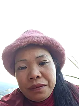 miomio-12 online show from 11-24-25, 12:27