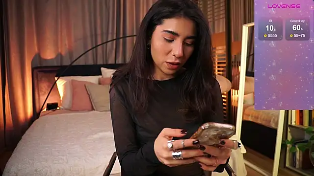 Snapshot of YokoKoko_ chatting on 11-11-25, 05:29 YokoKoko online show from 11-11-25, 05:29