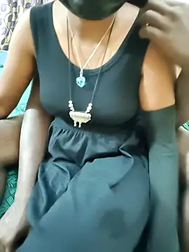 Snapshot of Chennai-couples chatting on 10-16-25, 08:21 Chennai-couples online show from 10-16-25, 08:21