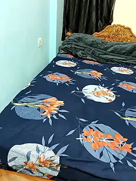 Snapshot of Chennai-couples chatting on 12-19-25, 03:30 Chennai-couples online show from 12-19-25, 03:30