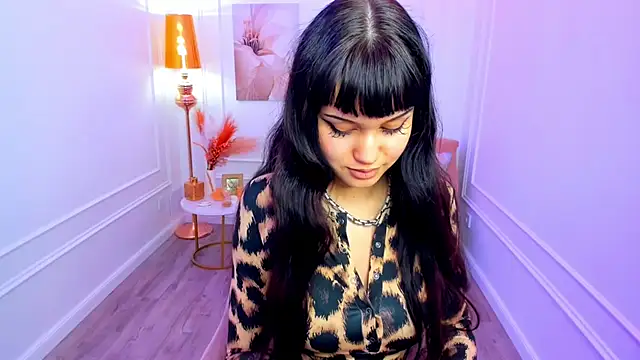 TiffanyYounge online show from 04-07-26, 12:16