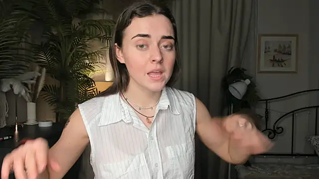 ThelmaJusto online show from 11-08-25, 02:17