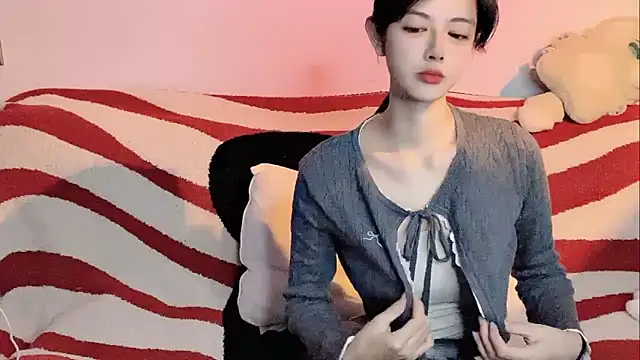 Snapshot of Nuomio chatting on 02-25-26, 06:17 Nuomio online show from 02-25-26, 06:17