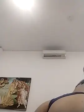 Coral Vega online show from 11-13-25, 03:33