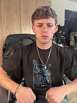 noah red online show from 10-08-25, 07:44