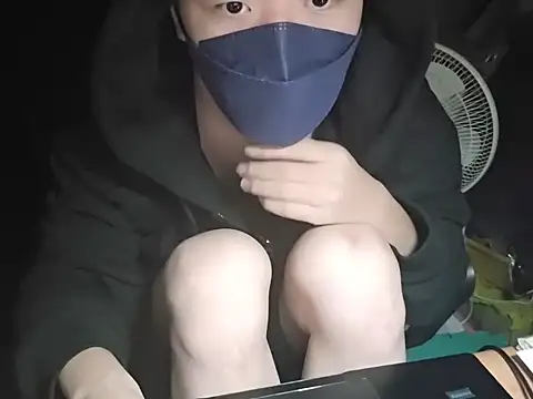 Snapshot of fox165 chatting on 12-02-25, 04:46 fox165 online show from 12-02-25, 04:46