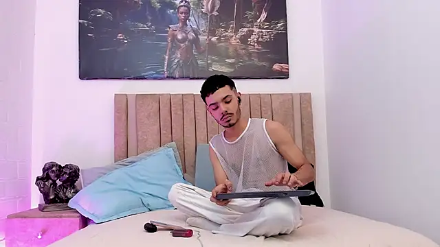 Snapshot of Timothe_Evans chatting on 12-02-25, 03:56 Timothe Evans online show from 12-02-25, 03:56