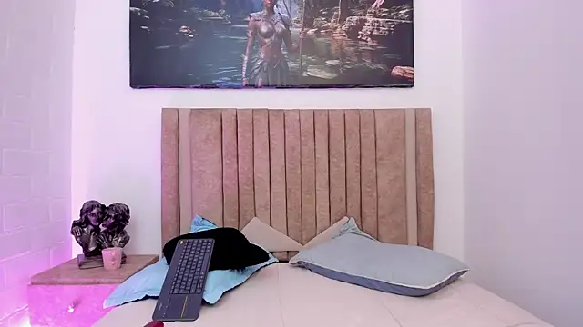 Snapshot of Timothe_Evans chatting on 12-03-25, 03:58 Timothe Evans online show from 12-03-25, 03:58