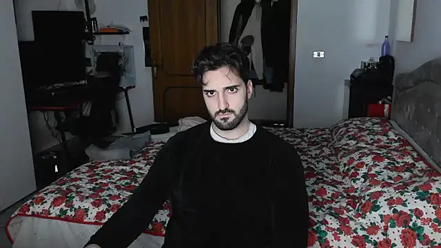 Al3xox02 online show from 01-05-26, 06:44