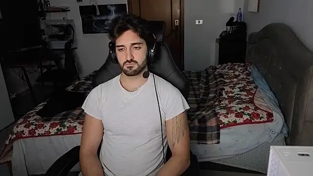 Al3xox02 online show from 01-13-26, 10:48