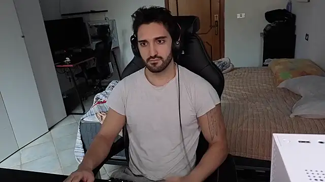 Al3xox02 online show from 02-15-26, 11:30