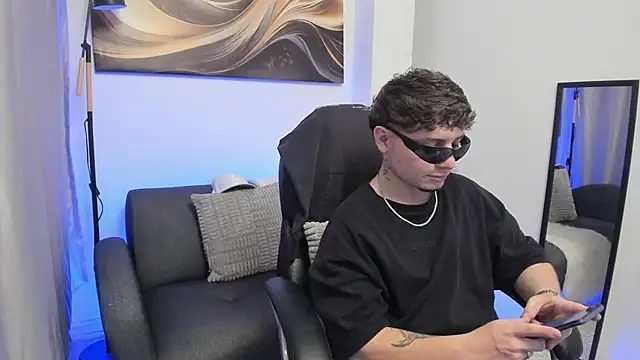 Leoo Miller online show from 01-09-26, 04:04