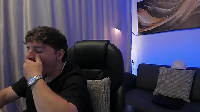 Leoo Miller online show from 02-20-26, 06:26