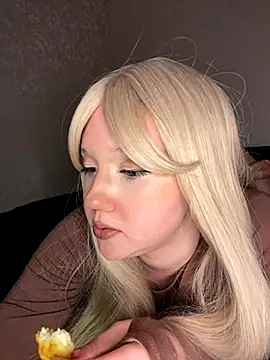 Darling Bri  online show from 11-01-25, 08:55