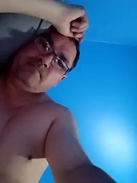 Snapshot of Alfred_00000 chatting on 10-11-25, 03:39 Alfred 00000 online show from 10-11-25, 03:39