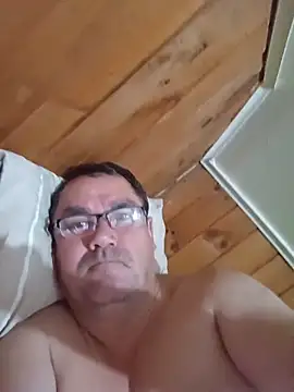 Snapshot of Alfred_00000 chatting on 10-24-25, 07:27 Alfred 00000 online show from 10-24-25, 07:27