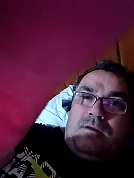 Snapshot of Alfred_00000 chatting on 11-05-25, 06:57 Alfred 00000 online show from 11-05-25, 06:57