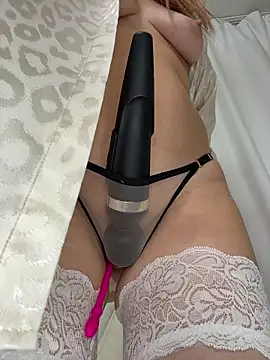 Aurynne online show from 03-01-26, 08:22