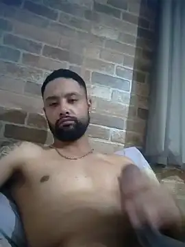 Snapshot of wellpauduro1994 chatting on 10-06-25, 02:20 wellpauduro1994 online show from 10-06-25, 02:20