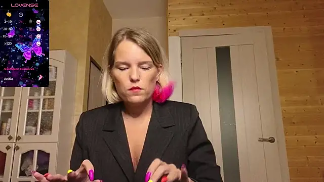 Lady Shine online show from 10-08-25, 09:23