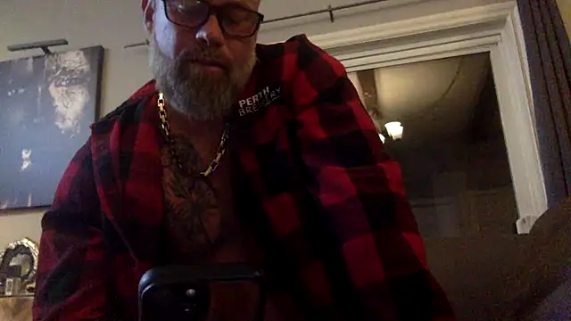 Snapshot of Muscledick40 chatting on 03-30-26, 01:06 Muscledick40 online show from 03-30-26, 01:06