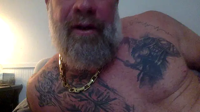 Snapshot of Muscledick40 chatting on 06-23-26, 05:16 Muscledick40 online show from 06-23-26, 05:16