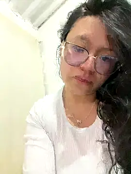 Snapshot of MaviEvil_ chatting on 10-14-25, 02:01 MaviEvil online show from 10-14-25, 02:01