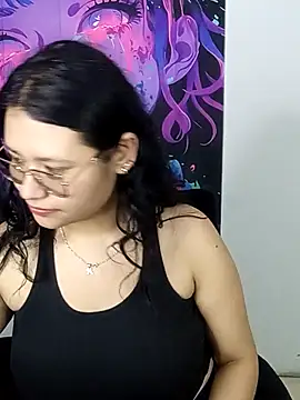 Snapshot of MaviEvil_ chatting on 10-15-25, 11:10 MaviEvil online show from 10-15-25, 11:10