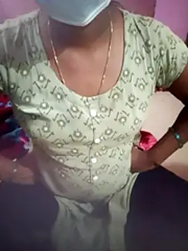 Eswar77 online show from 11-11-25, 04:51