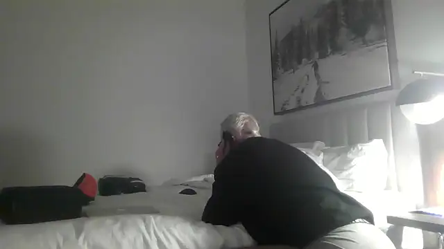 nvthvn555 online show from 11-22-25, 11:37