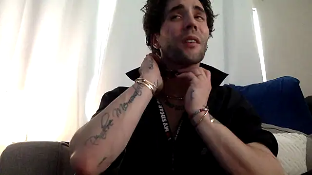 Snapshot of nvthvn555 chatting on 05-27-26, 06:49 nvthvn555 online show from 05-27-26, 06:49