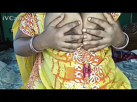 Snapshot of Shiyalsen chatting on 10-09-25, 08:56 Shiyalsen online show from 10-09-25, 08:56