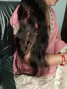 Snapshot of Rashmi_011 chatting on 07-25-26, 12:42 Rashmi 011 online show from 07-25-26, 12:42