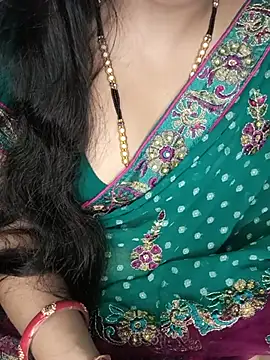 Snapshot of Rashmi_011 chatting on 07-27-26, 12:50 Rashmi 011 online show from 07-27-26, 12:50