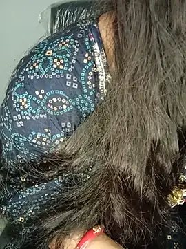 Snapshot of Rashmi_011 chatting on 07-29-26, 12:42 Rashmi 011 online show from 07-29-26, 12:42