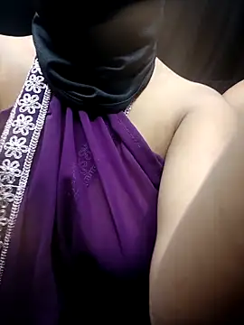 Snapshot of Priya_74 chatting on 02-28-26, 08:54 Priya 74 online show from 02-28-26, 08:54