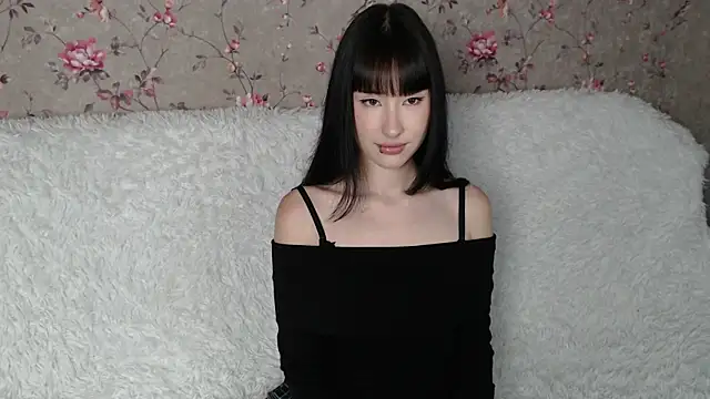 Snapshot of NaemiiBlush chatting on 06-11-26, 04:38 NaemiiBlush online show from 06-11-26, 04:38
