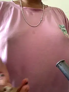 bindiyarani01 online show from 12-17-25, 02:50