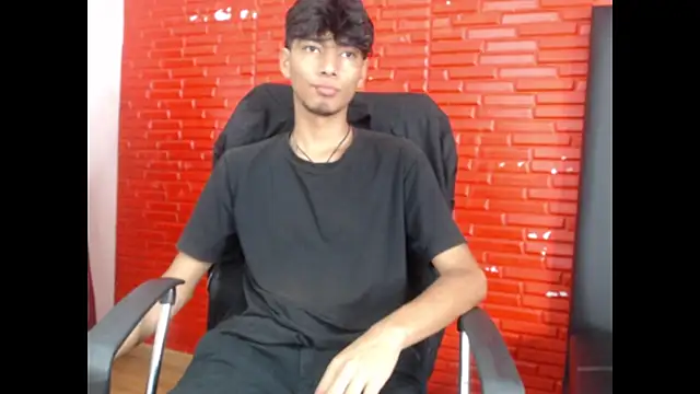 tyler wolf1  online show from 10-08-25, 11:52