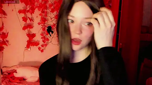 Snapshot of HoneyDazzle chatting on 10-05-25, 07:45 HoneyDazzle online show from 10-05-25, 07:45