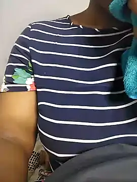 WildnWetMilfX36 online show from 04-19-26, 07:38