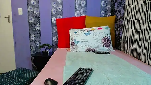 Bigboobsbooty online show from 04-09-26, 05:40