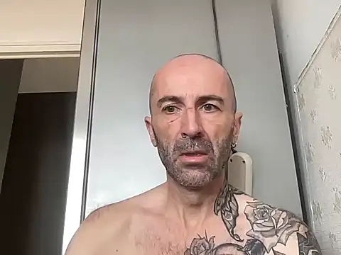 slave44nantes online show from 12-02-25, 01:28